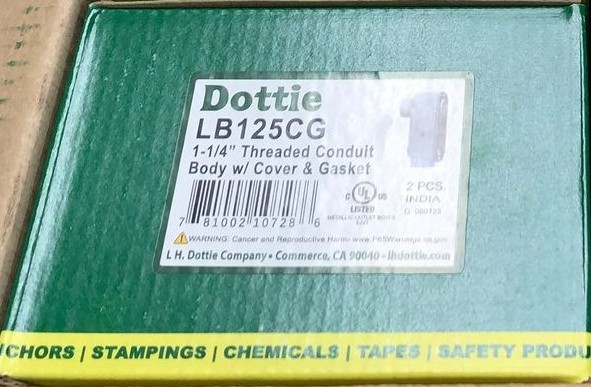 Dottie LB125CG 1-1/4" Threaded Conduit Body W/ Cover & Gasket - Photo 2